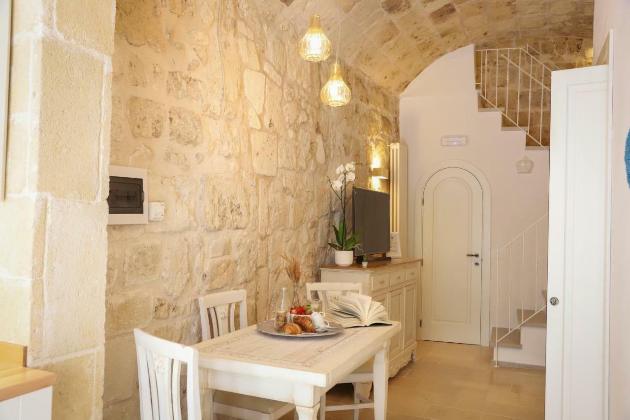 Palazzo Stapane Home Suite 8 - Luxury Living Монополи Экстерьер фото